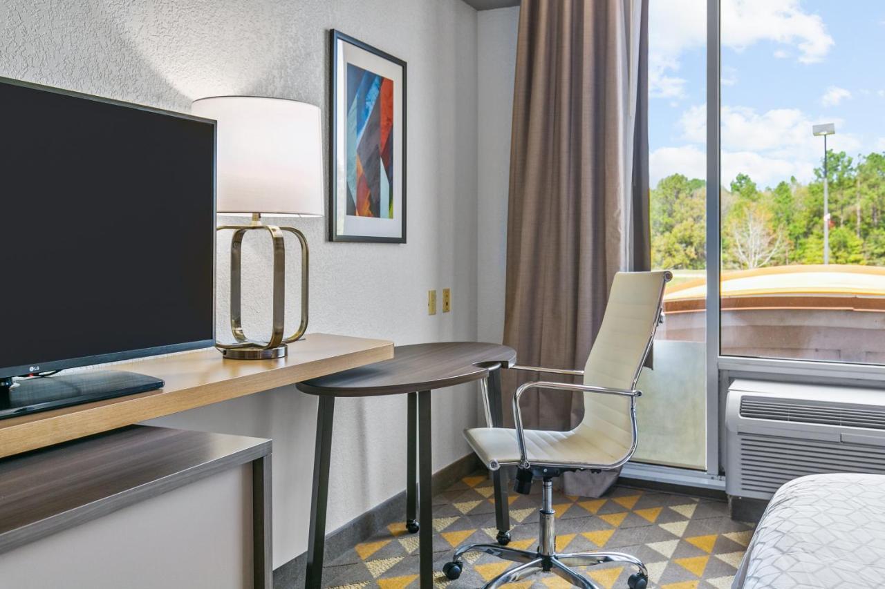 Holiday Inn Express Hotel & Suites Lucedale By Ihg Εξωτερικό φωτογραφία