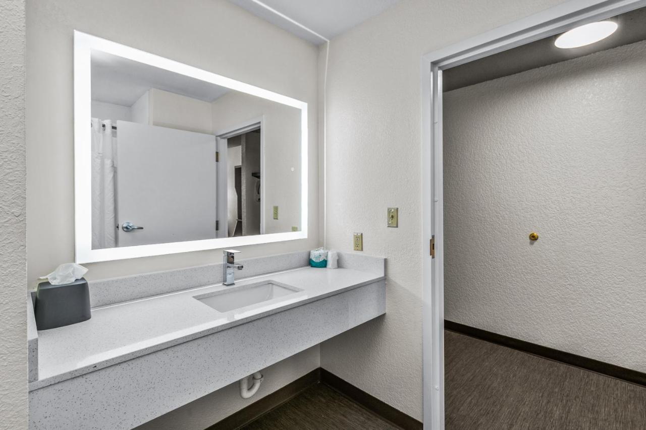 Holiday Inn Express Hotel & Suites Lucedale By Ihg Εξωτερικό φωτογραφία