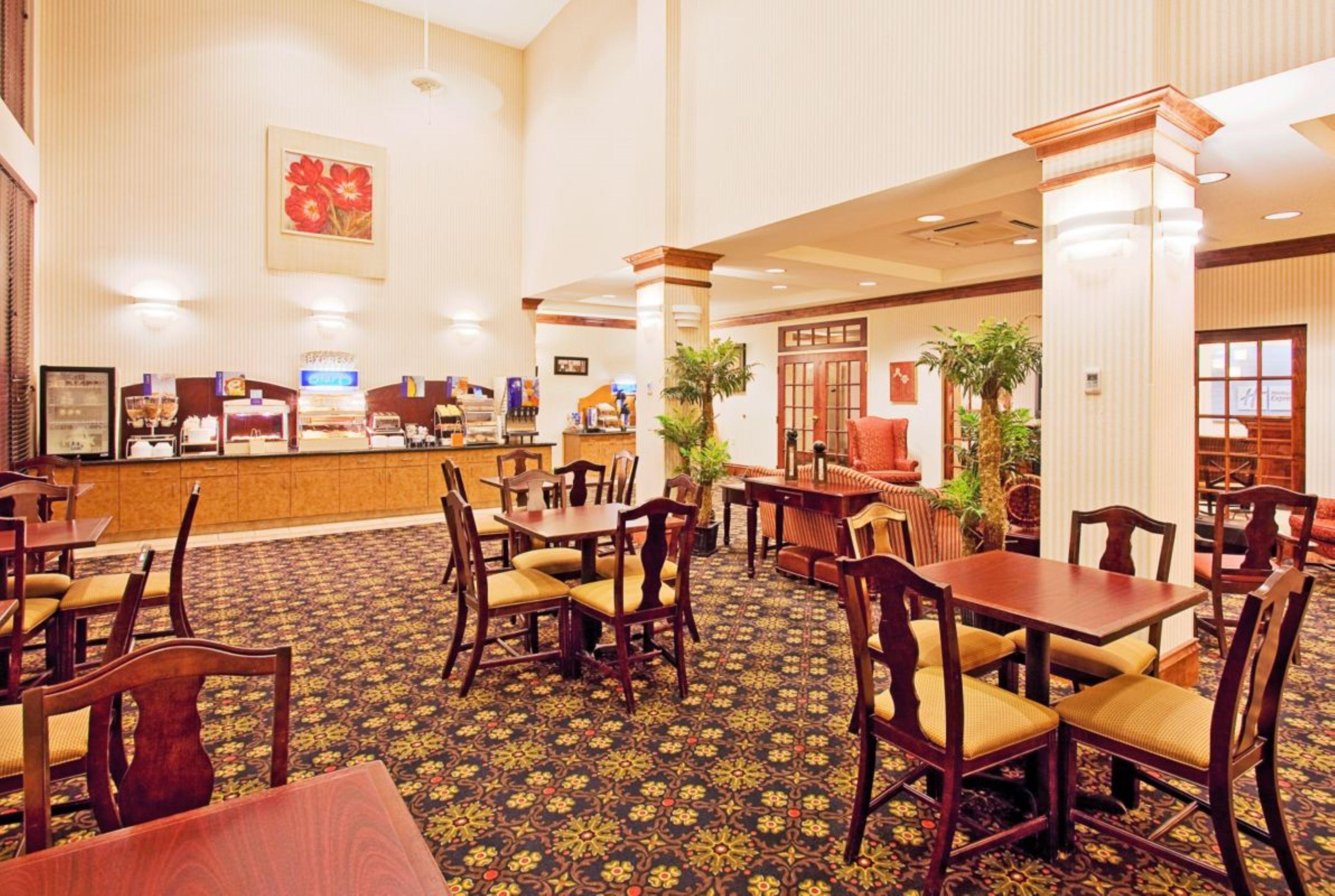 Holiday Inn Express Hotel & Suites Lucedale By Ihg Εξωτερικό φωτογραφία